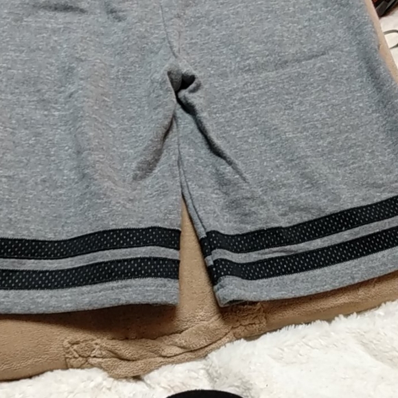 Knit shorts - Picture 4 of 5